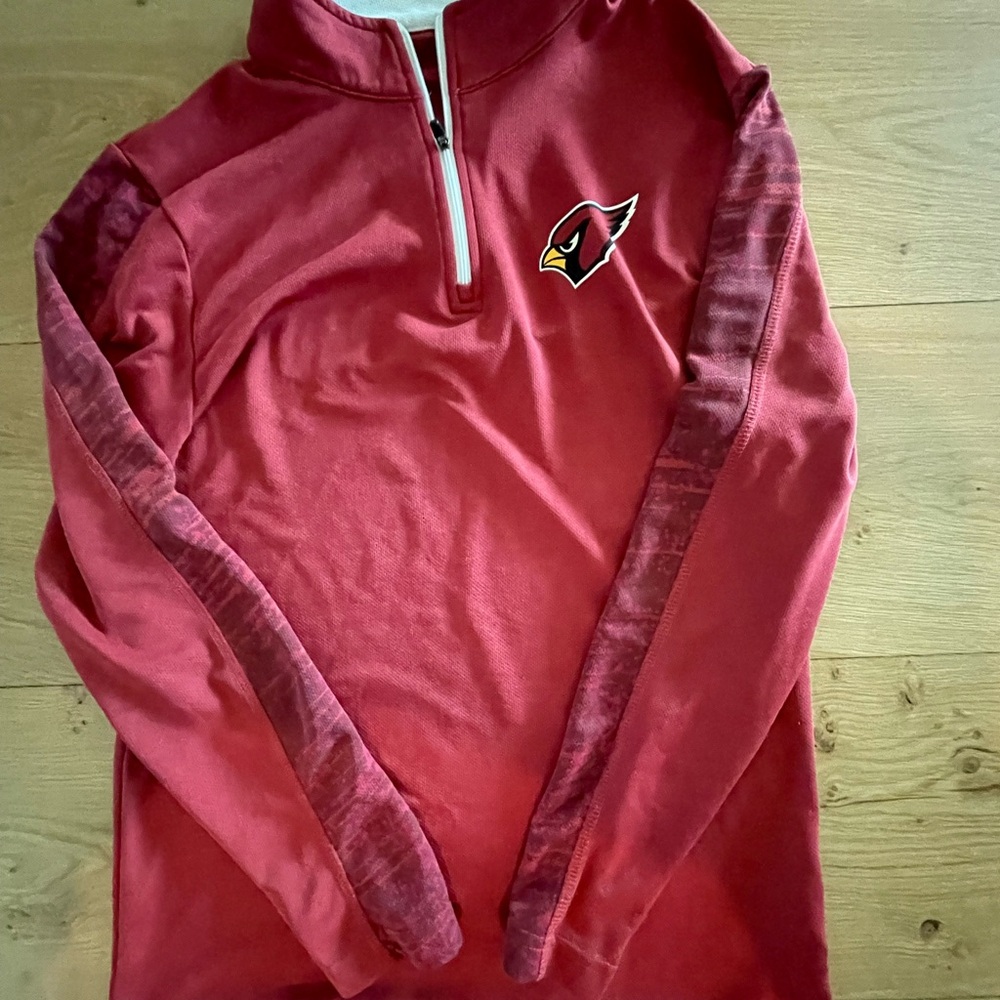 Red cardinals quater-zip